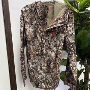 Badlands Bail Zip down Jacket with Geometric Pattern